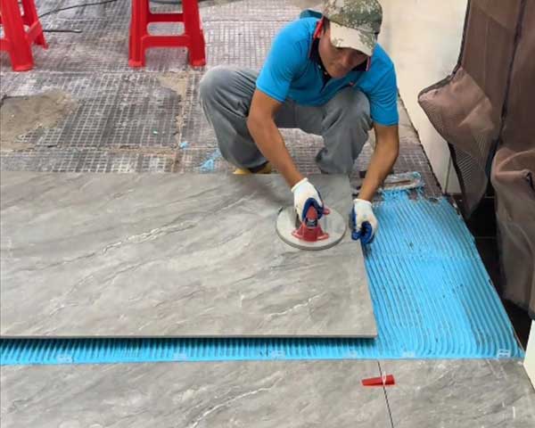 碳基瓷砖胶配方:核心原料、科学配比及性能优势全解析